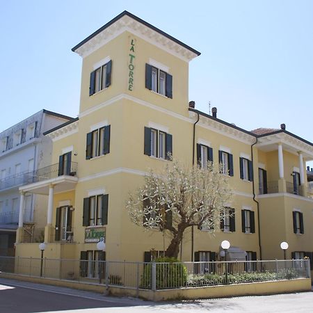 Hotel La Torre Rimini Exteriör bild